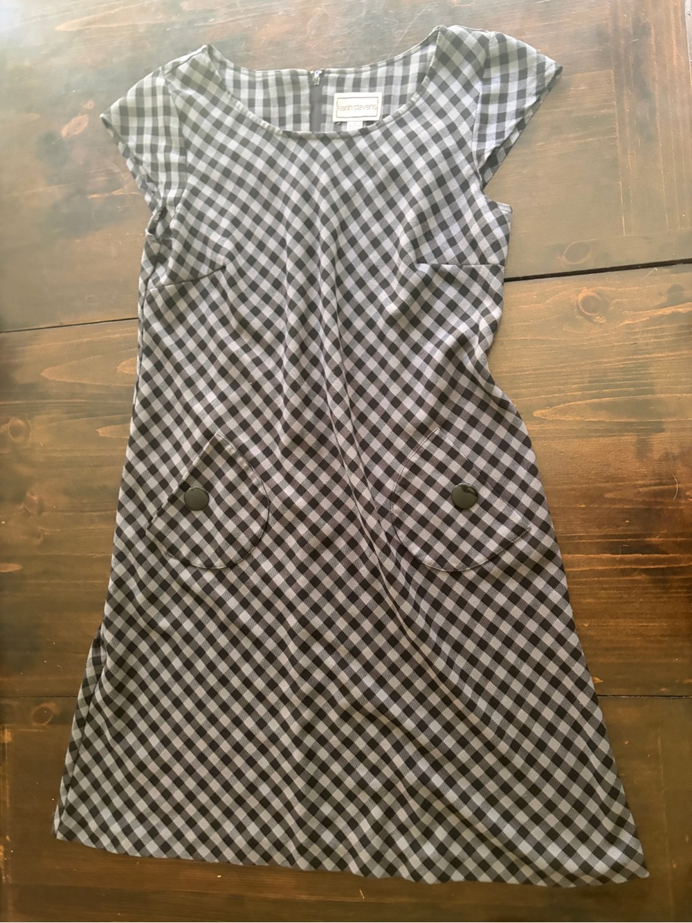 Karin Stevens Black and Gray Plaid Women’s Knee Length Dress with Front Pockets